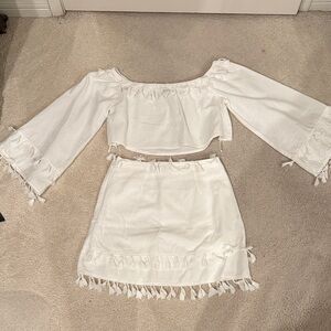 SHEIN White Off-Shoulder top and skirt Set